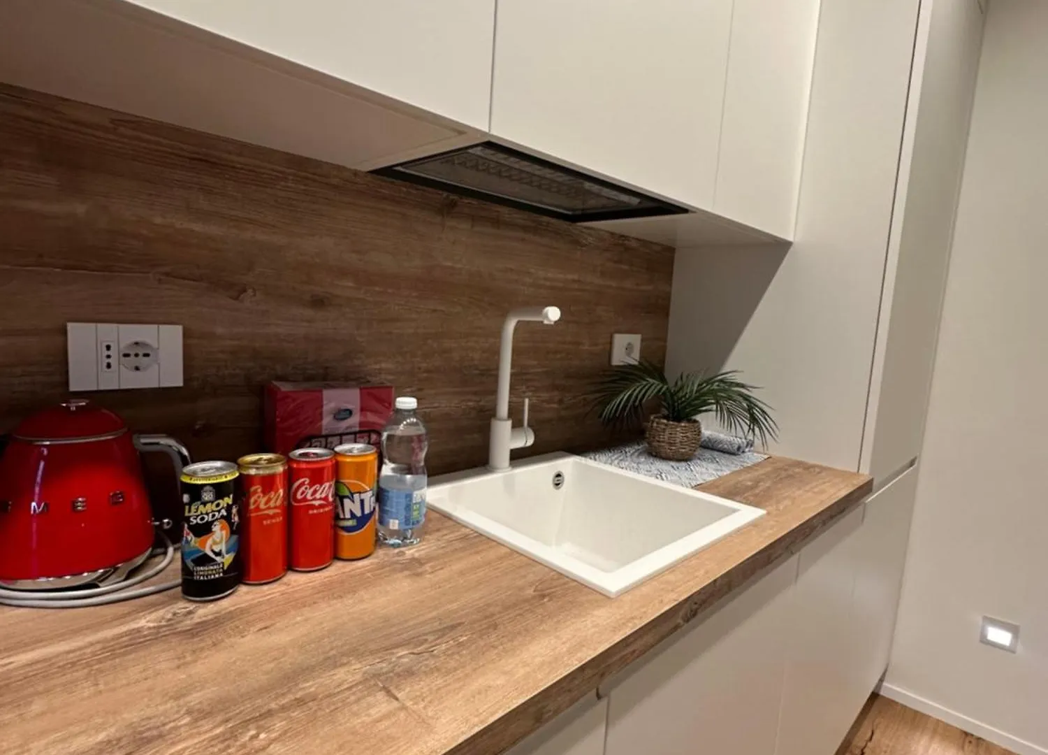 Private Apartment With Wi-Fi Milano City Near Duomo Atena 밀라노