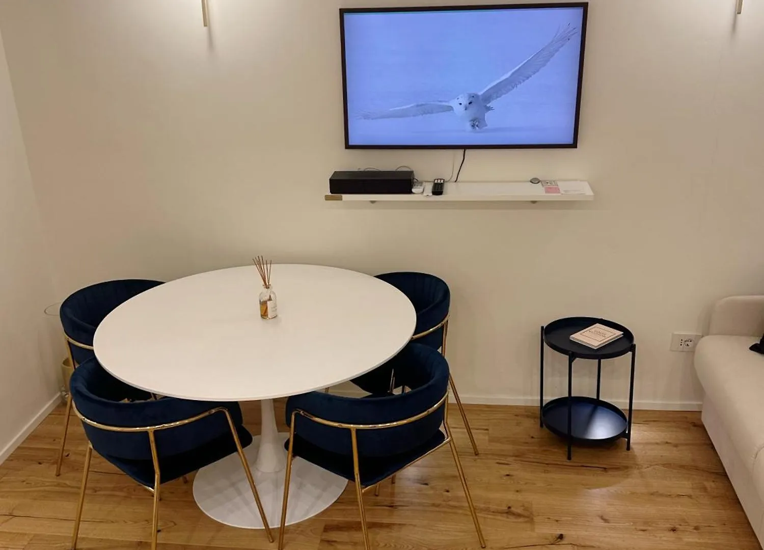 Private Apartment With Wi-Fi Milano City Near Duomo Atena